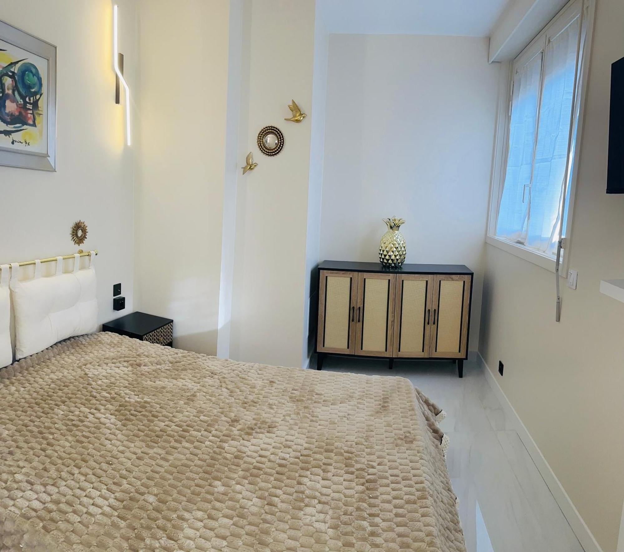 Arc De Triomphe-carnot Luxury & Design Appartement